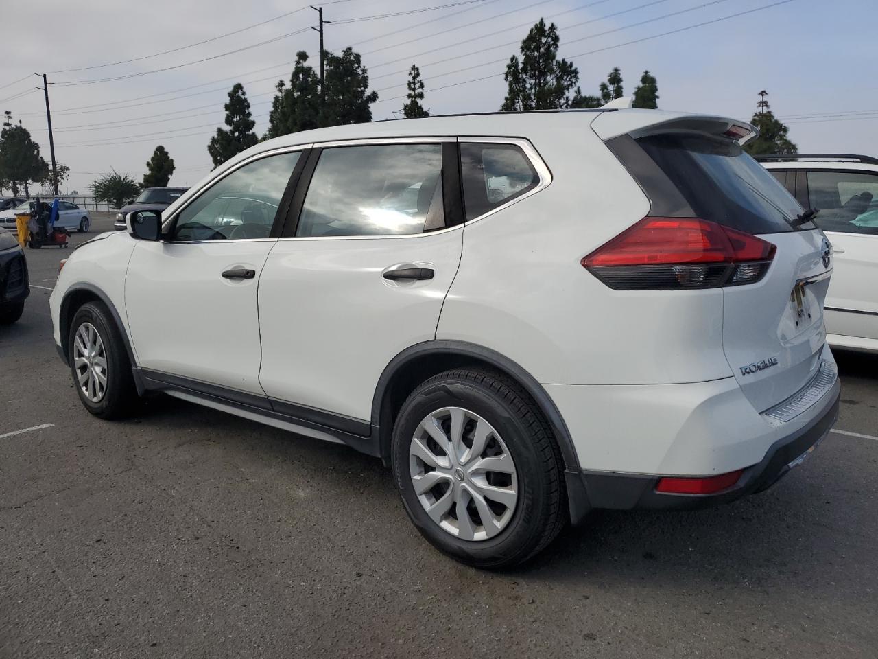 Lot #3302849890 2017 NISSAN ROGUE S