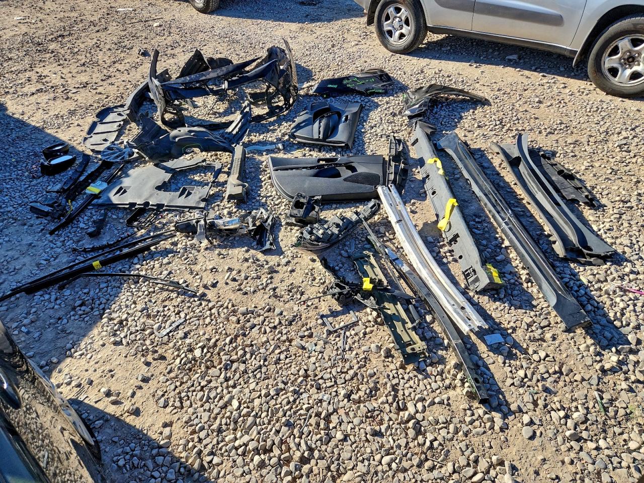 Lot #3303061778 2021 TOYOTA COROLLA LE