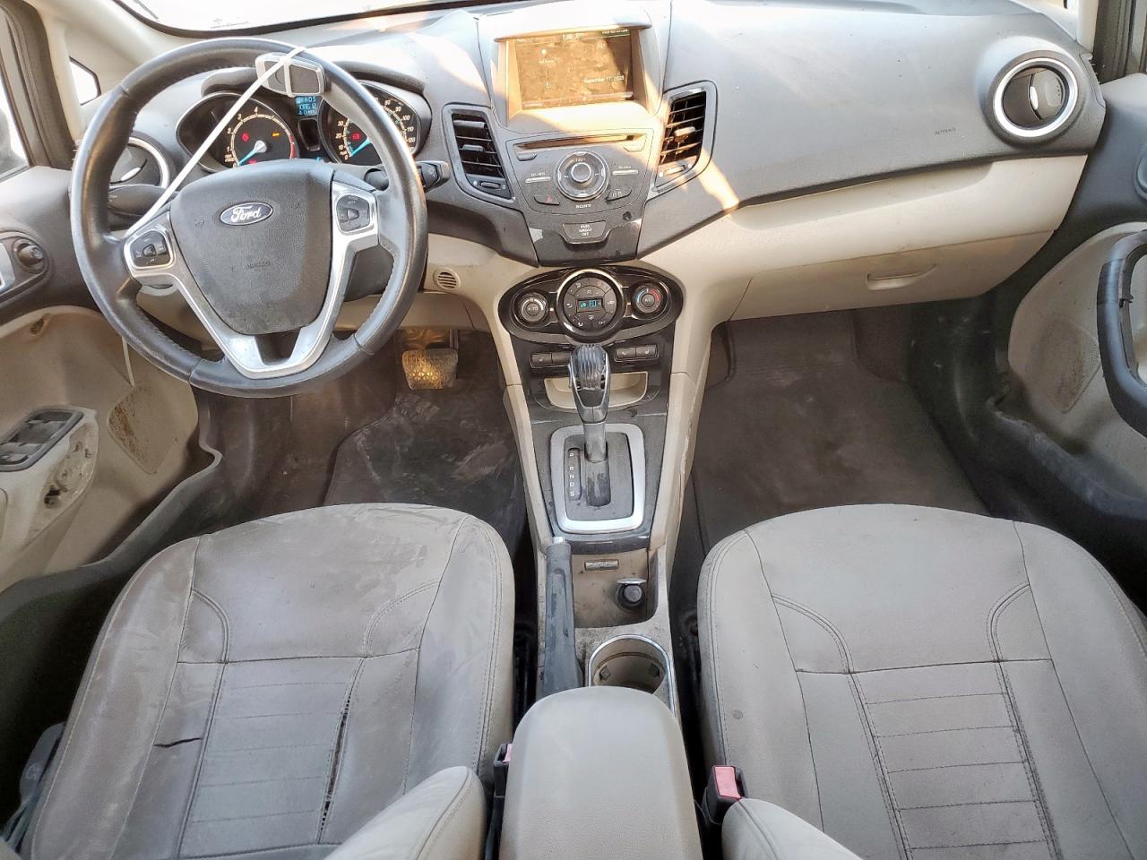 FORD FIESTA TITANIUM