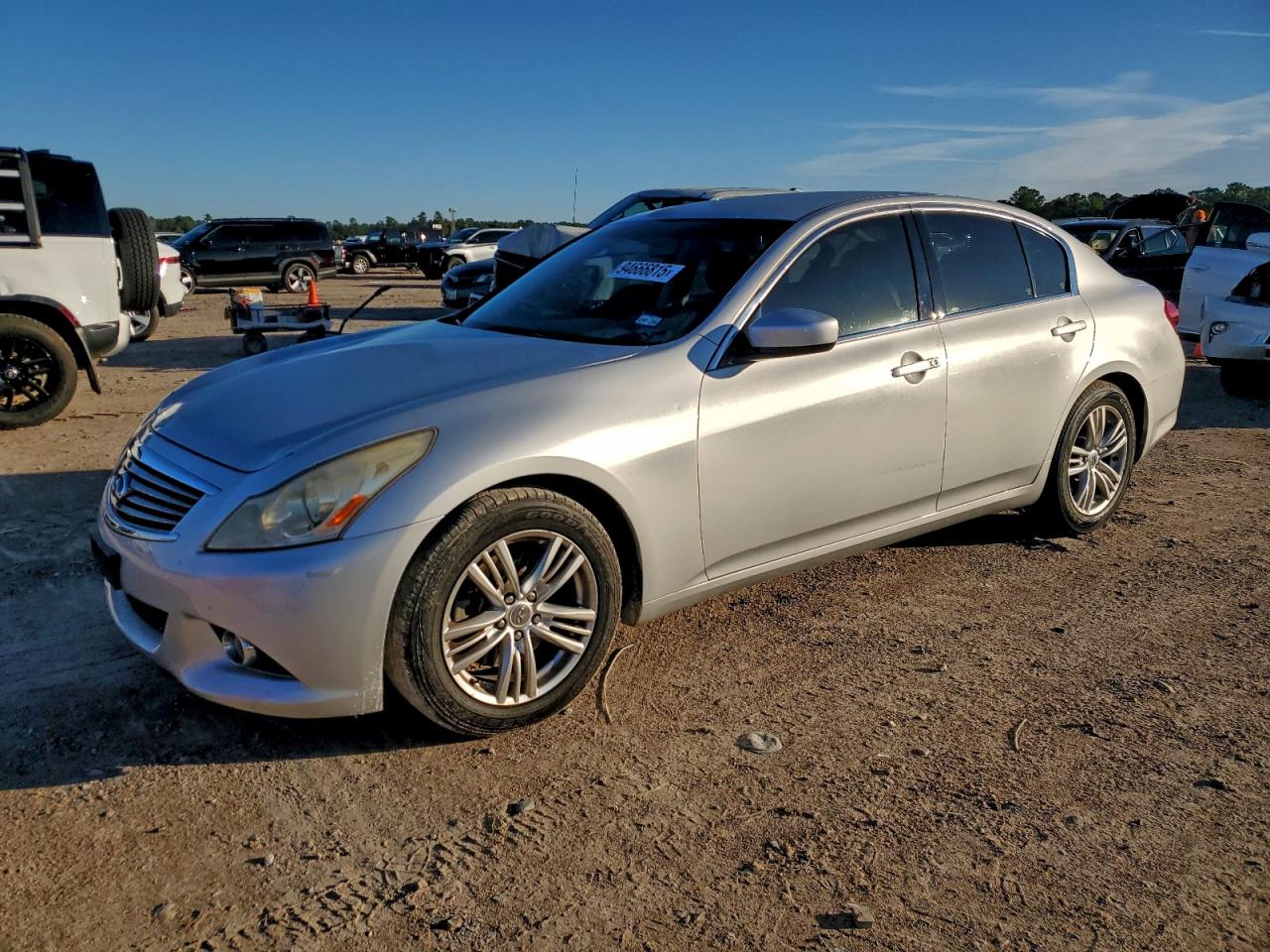 INFINITI G37 BASE