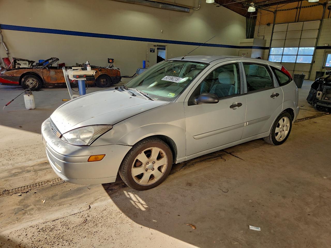 Lot #3301820408 2002 FORD FOCUS ZX5