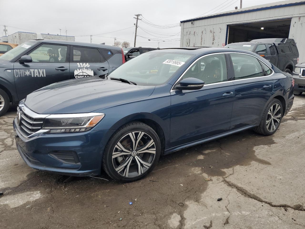 VOLKSWAGEN PASSAT SE