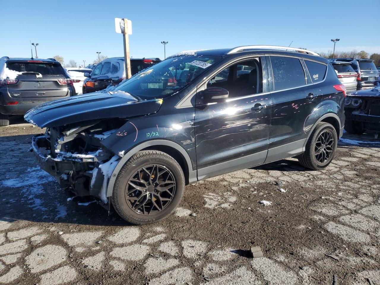 FORD ESCAPE TITANIUM