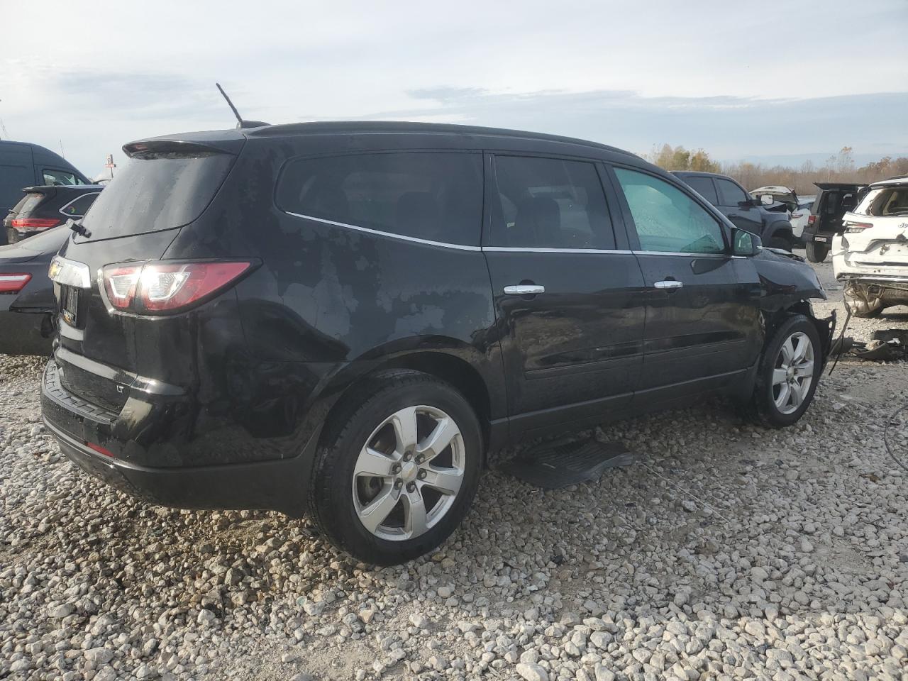 CHEVROLET TRAVERSE LT