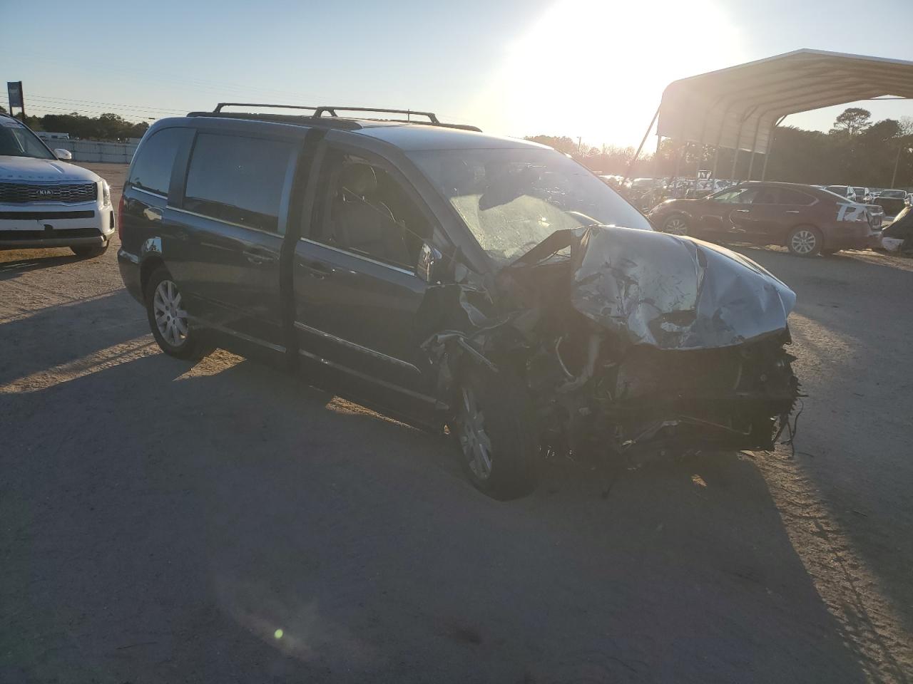 CHRYSLER TOWN & COUNTRY TOURING