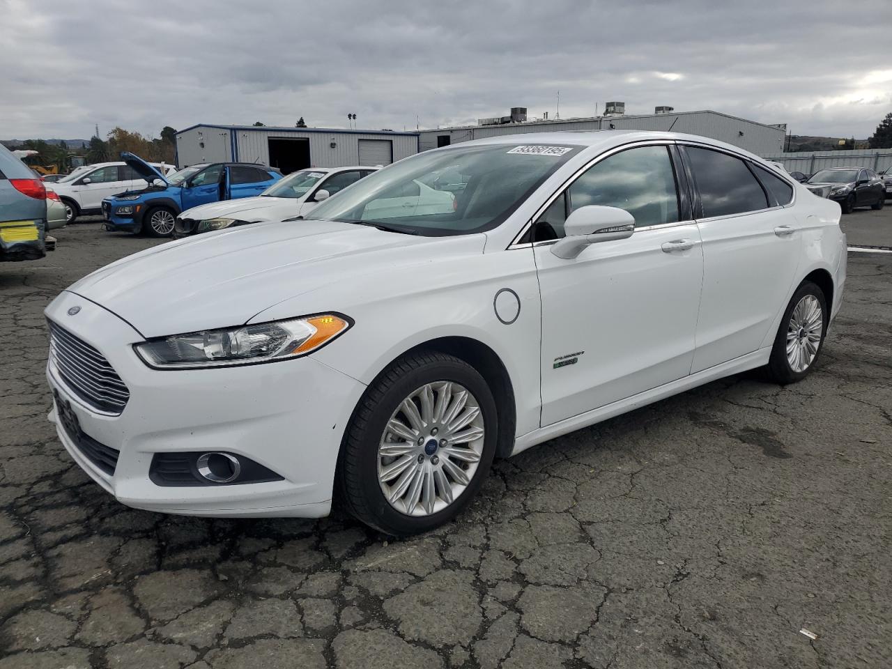 FORD FUSION SE PHEV