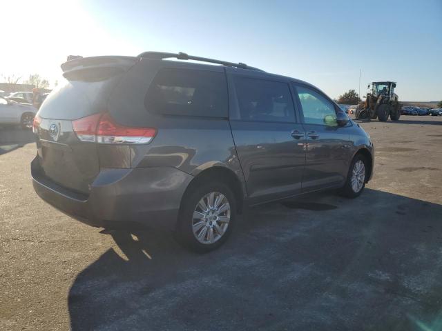 2011 TOYOTA SIENNA XLE #3292348272