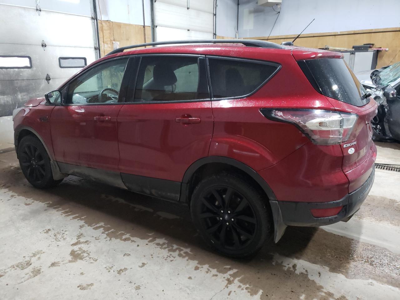 FORD ESCAPE SE