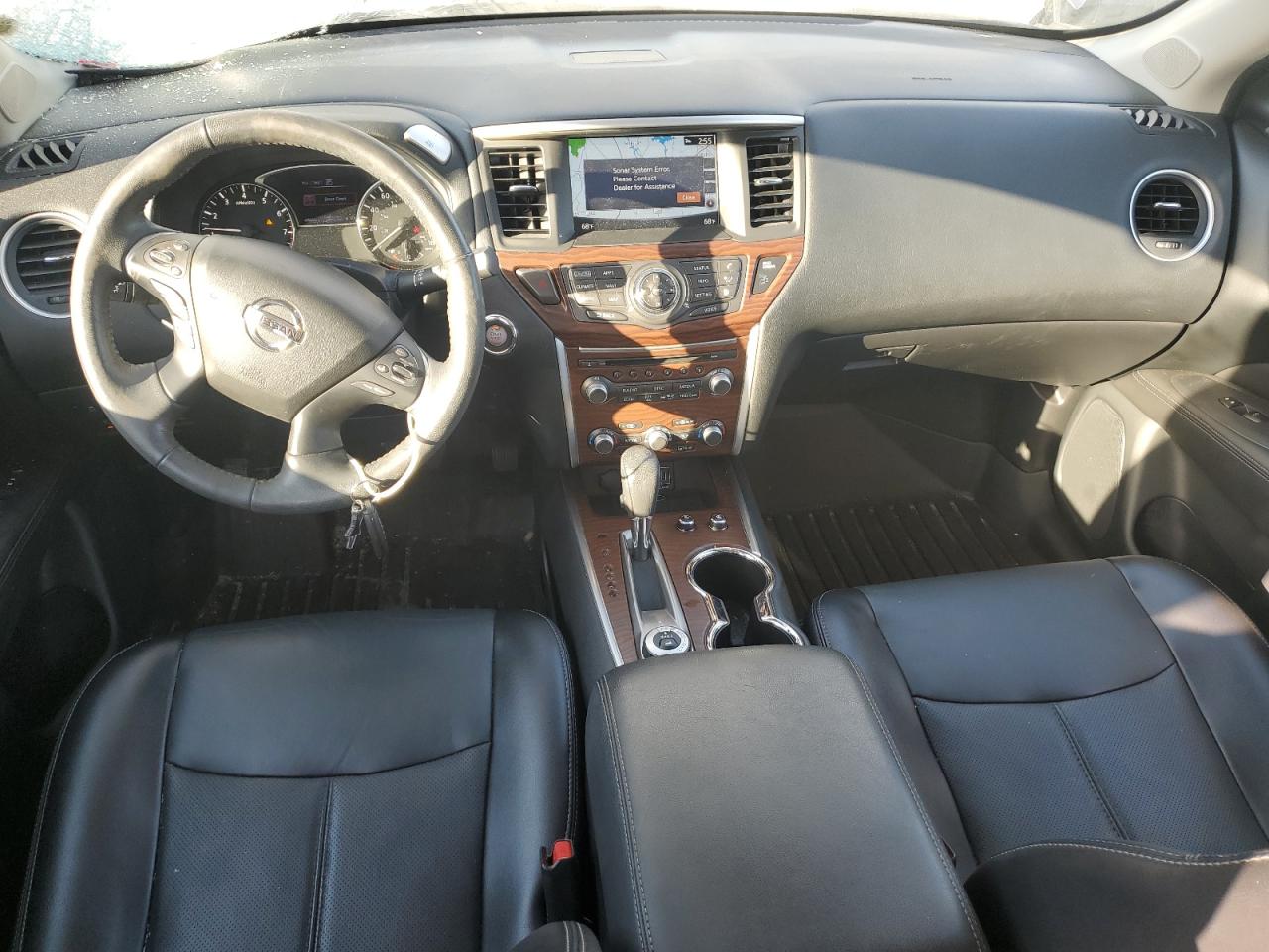NISSAN PATHFINDER PLATINUM