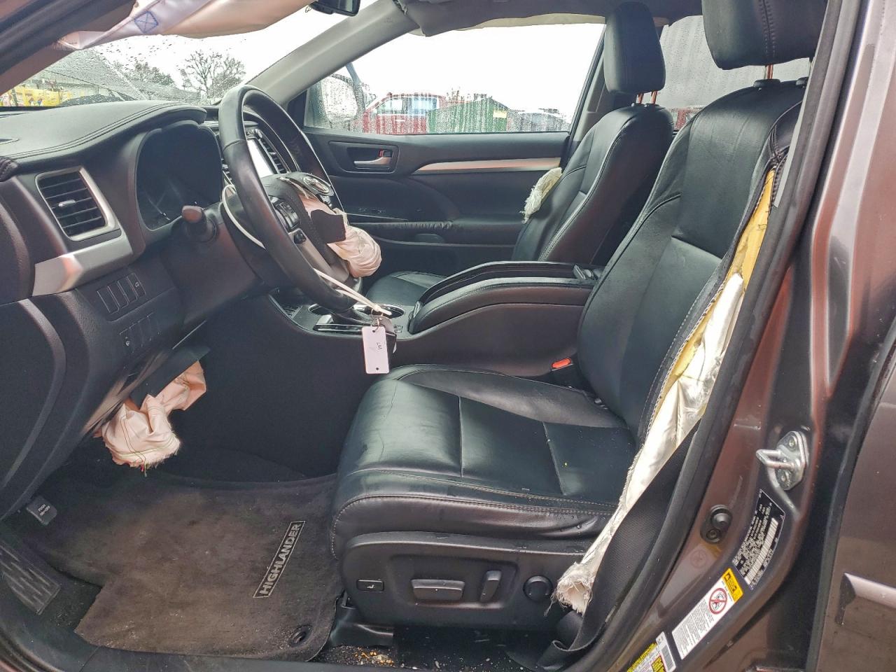 TOYOTA HIGHLANDER XLE