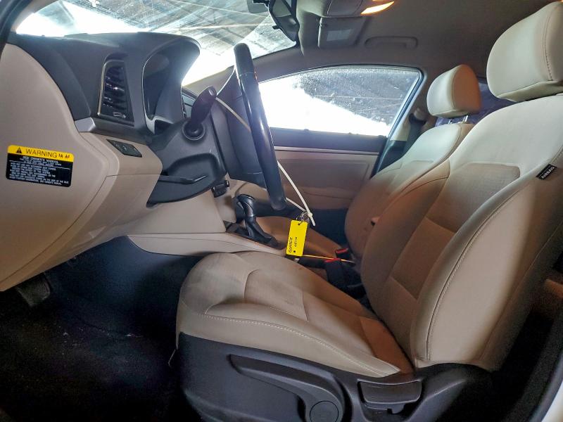 2017 HYUNDAI ELANTRA SE #3298045169