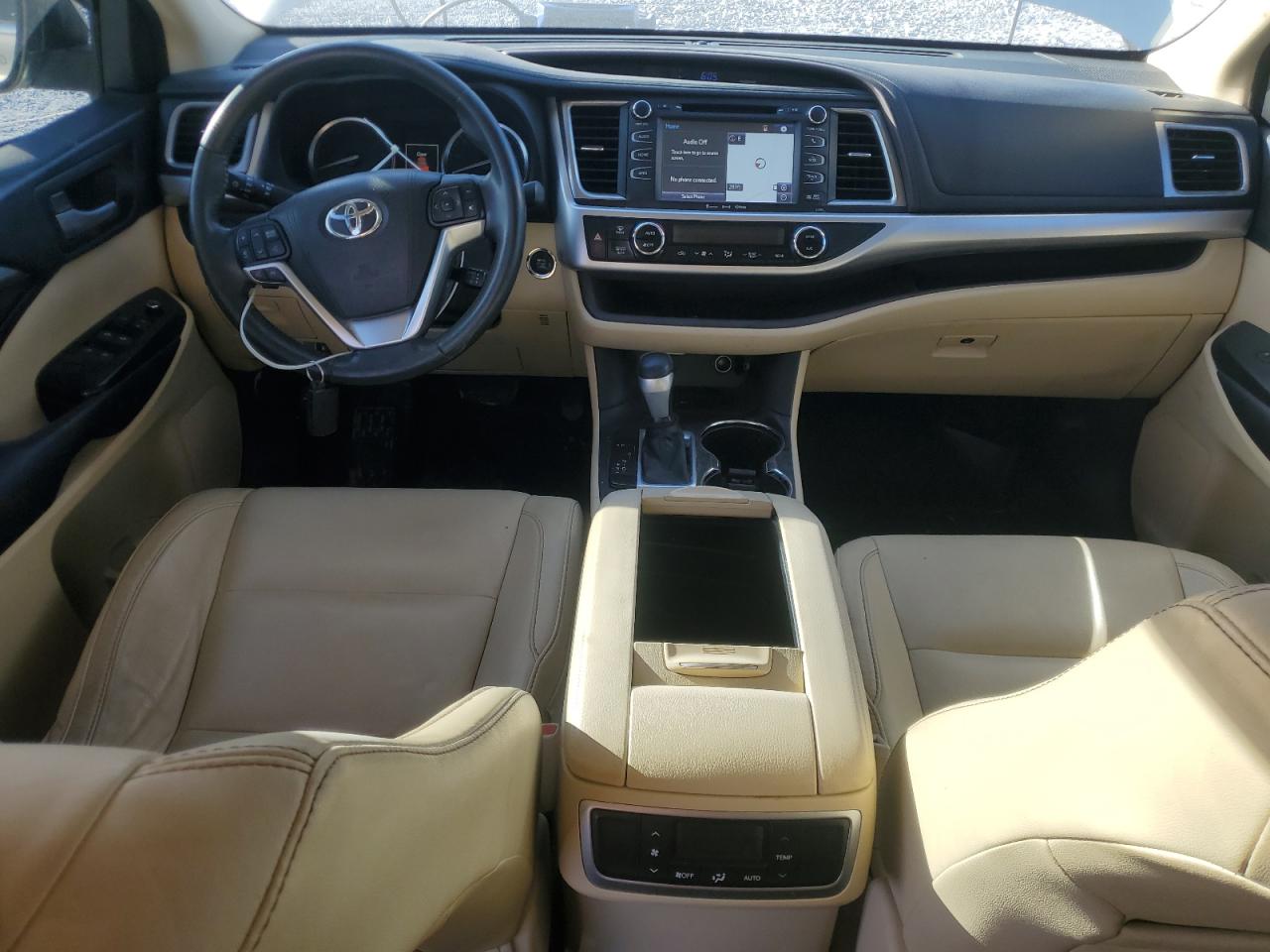 TOYOTA HIGHLANDER XLE