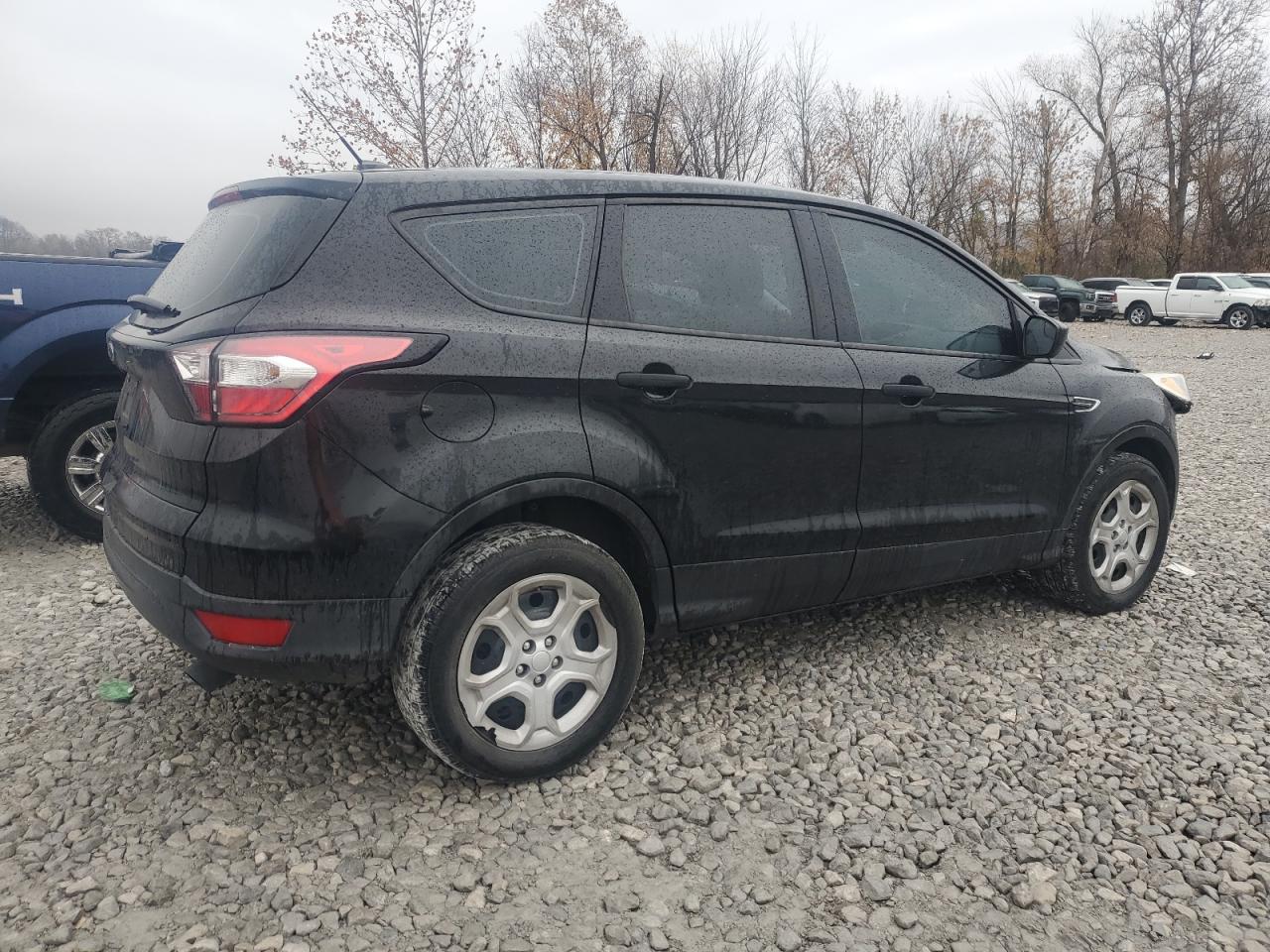 FORD ESCAPE S