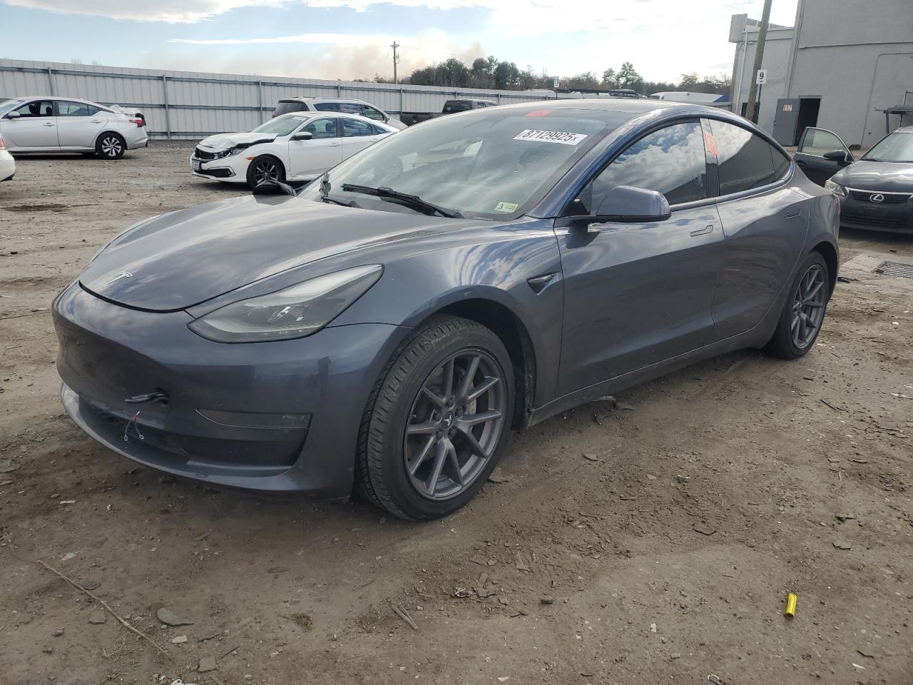 Lot #3287713011 2023 TESLA MODEL 3