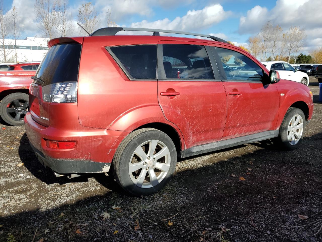 MITSUBISHI OUTLANDER ES