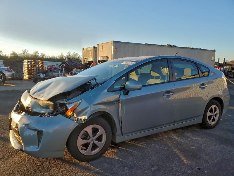 2015 TOYOTA PRIUS #3304500527