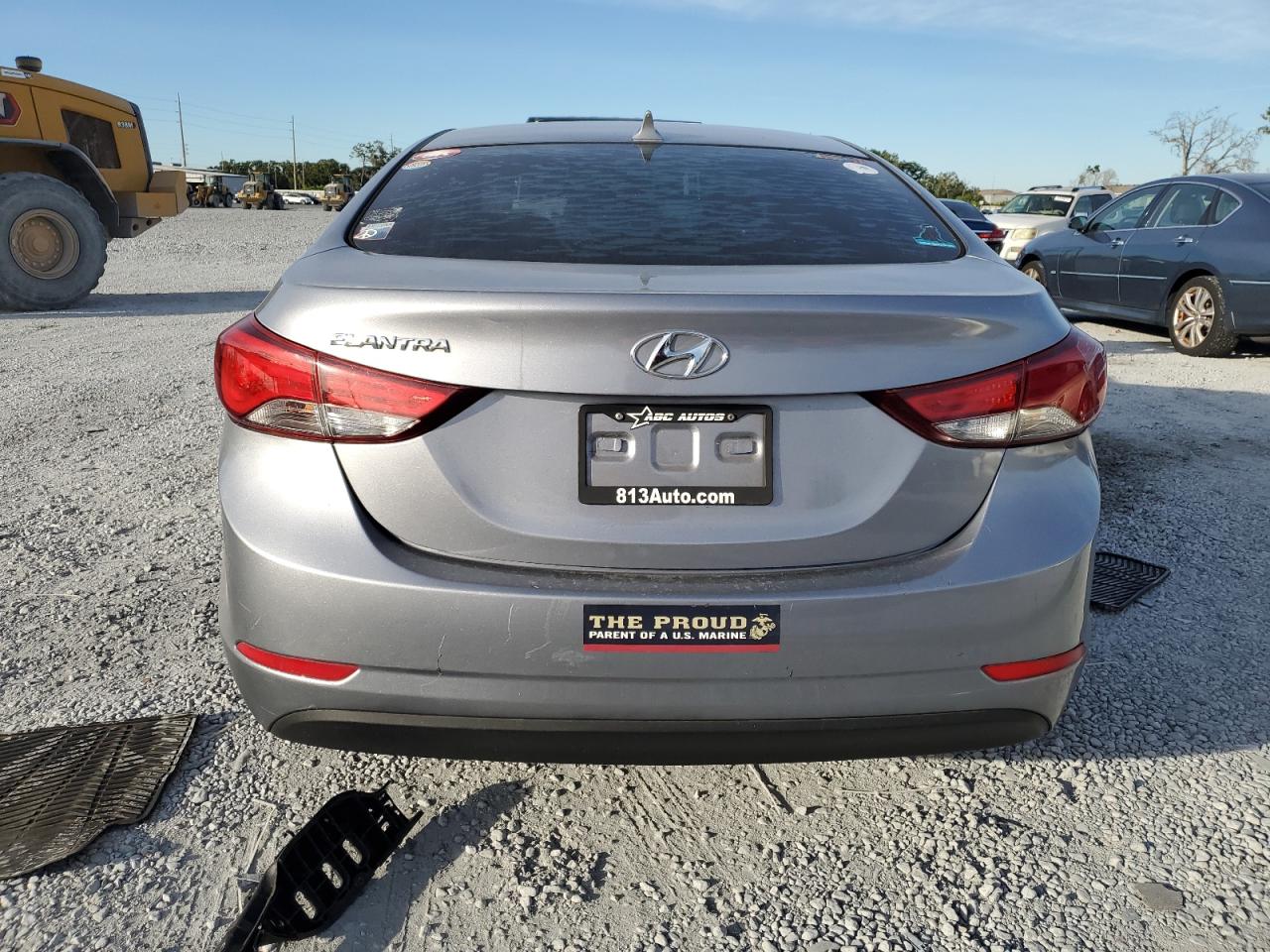 HYUNDAI ELANTRA SE