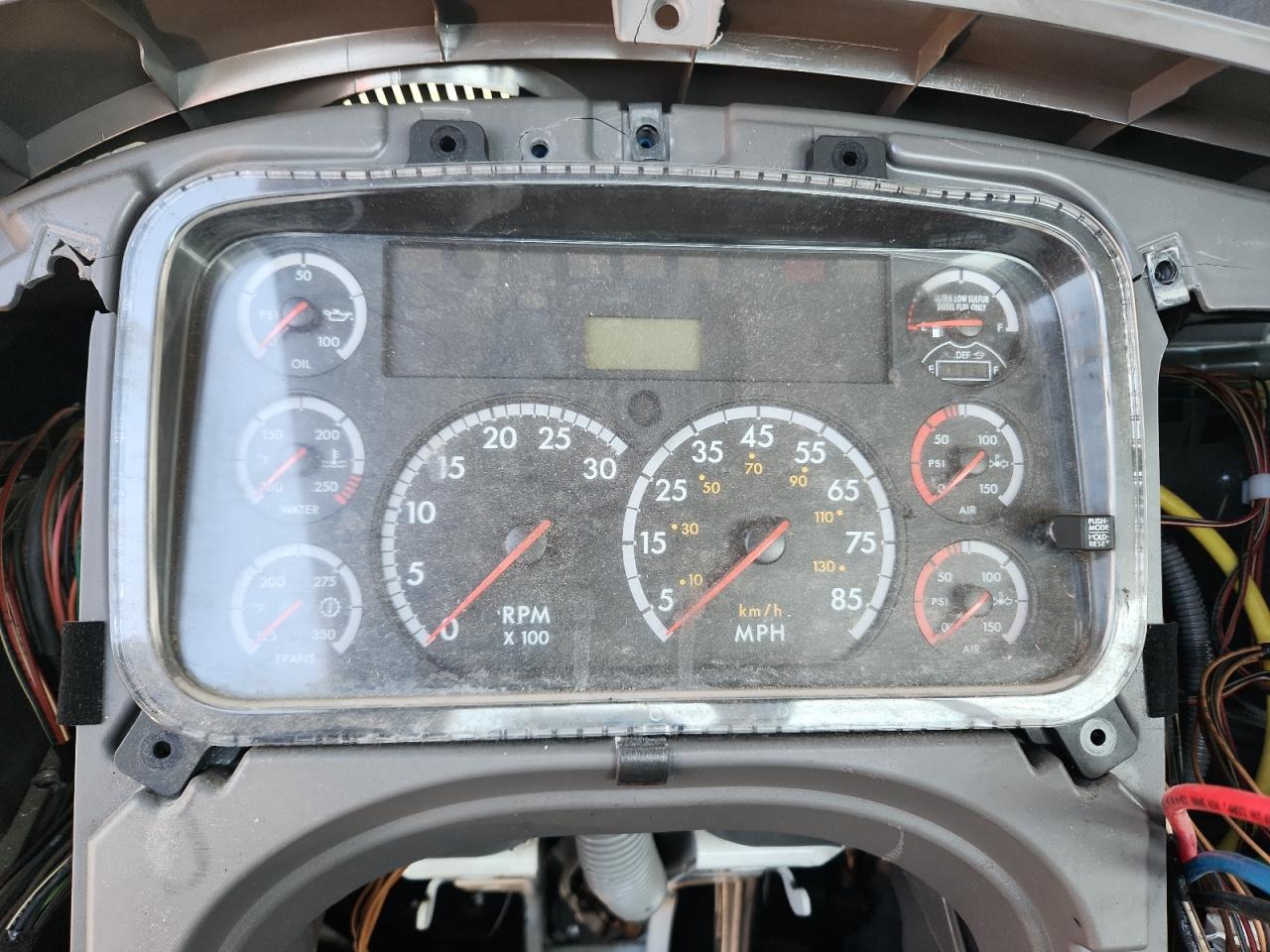 Lot #3290231206 2012 FRTH M2