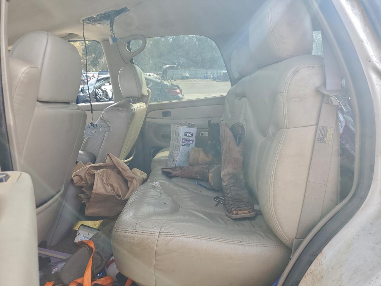 Lot #3316767398 2002 GMC YUKON