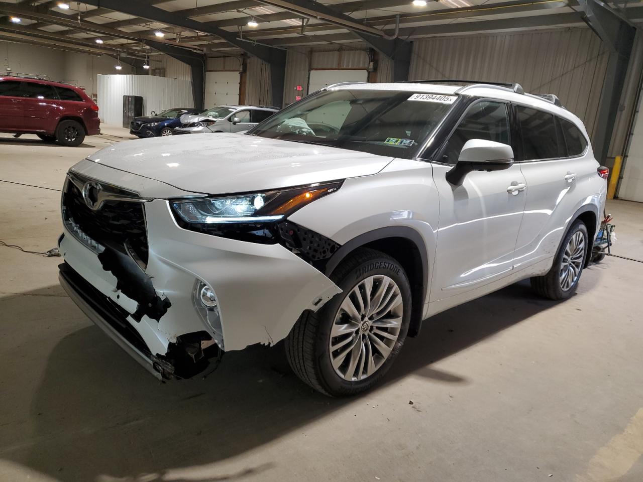 Lot #3301940444 2025 TOYOTA HIGHLANDER