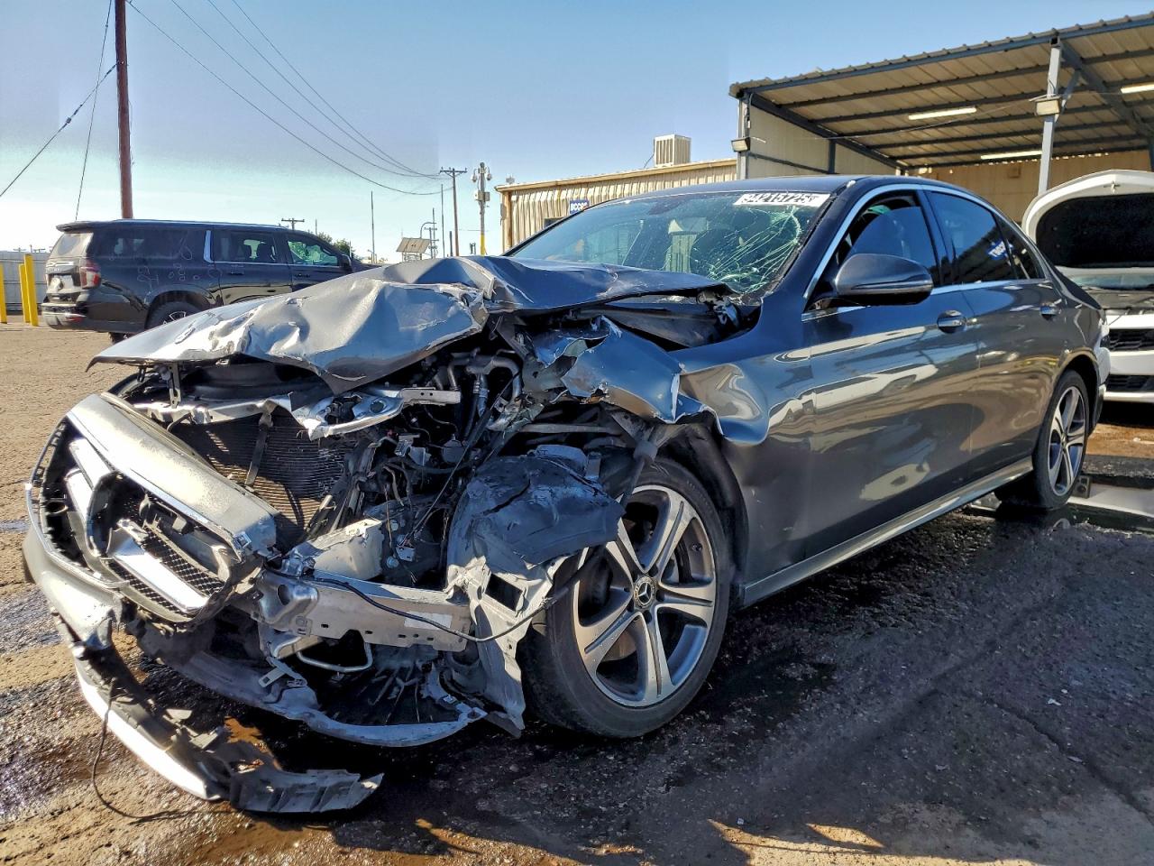 MERCEDES-BENZ E-CLASS 300