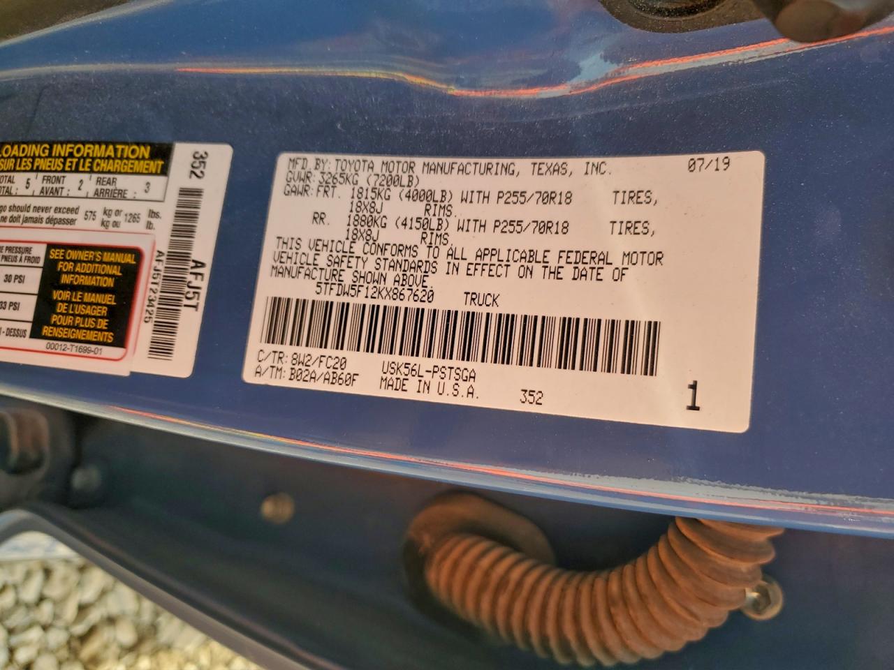 TOYOTA TUNDRA CREWMAX SR5