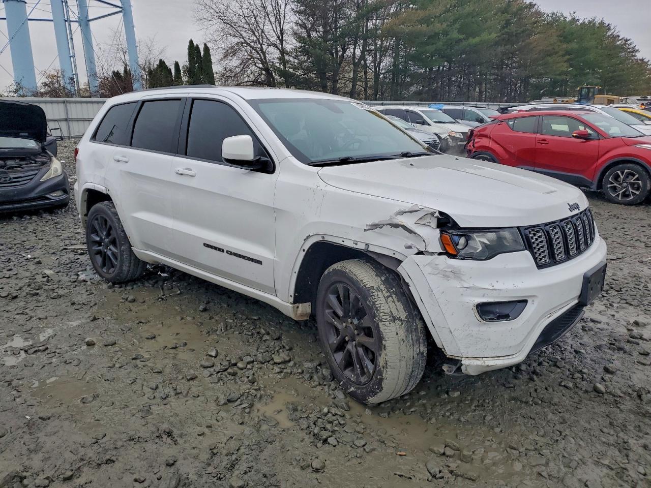 JEEP GRAND CHEROKEE LAREDO