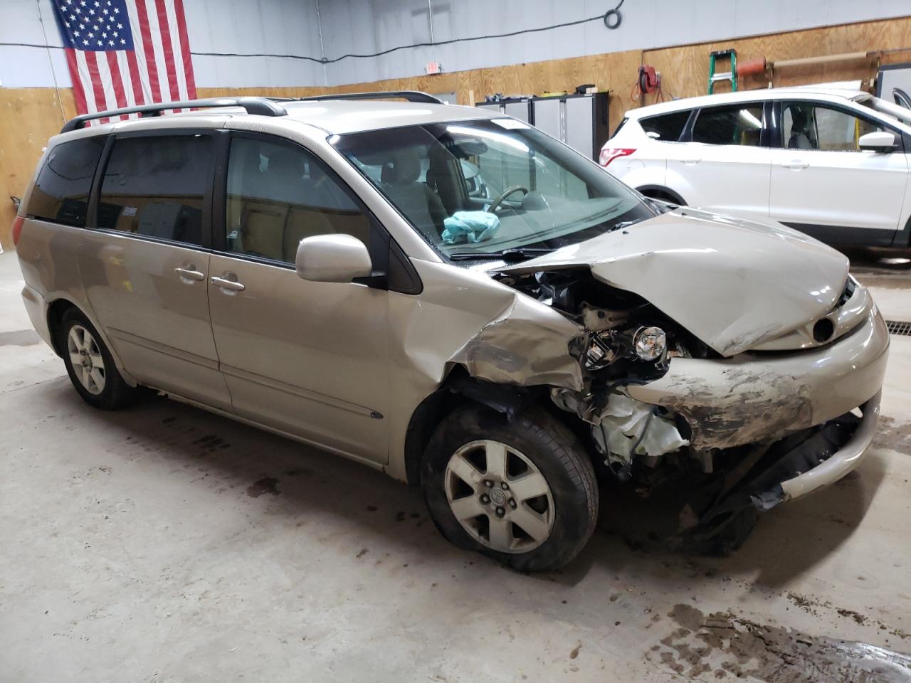 Lot #3287698008 2006 TOYOTA SIENNA XLE