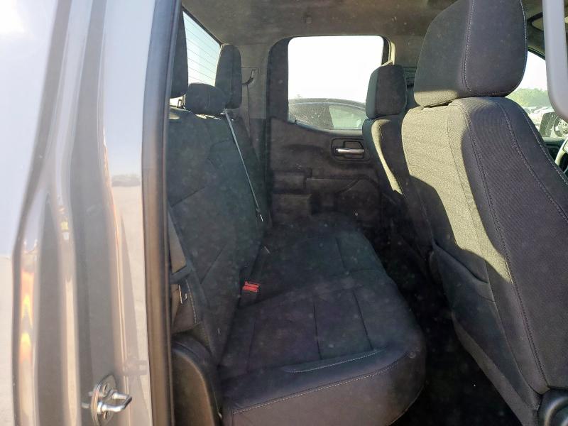 2025 CHEVROLET SILVERADO #3284577346