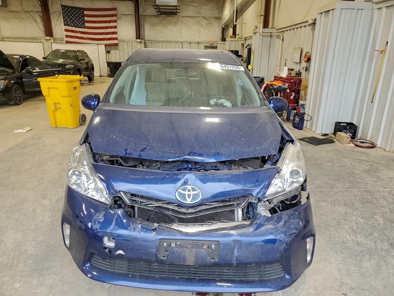 Lot #3315685714 2013 TOYOTA PRIUS V