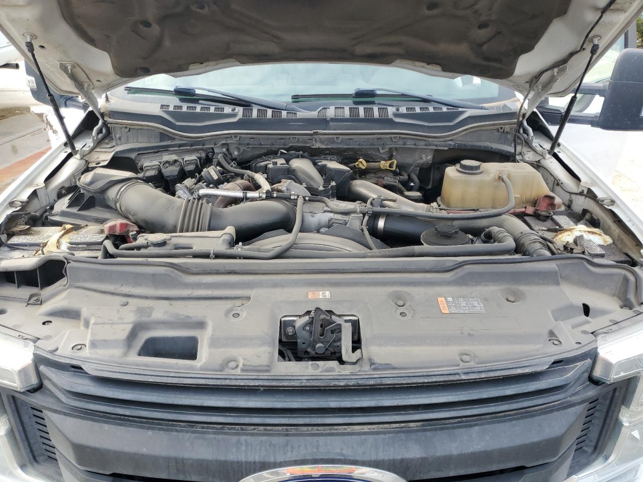 FORD F-550 SUPER DUTY