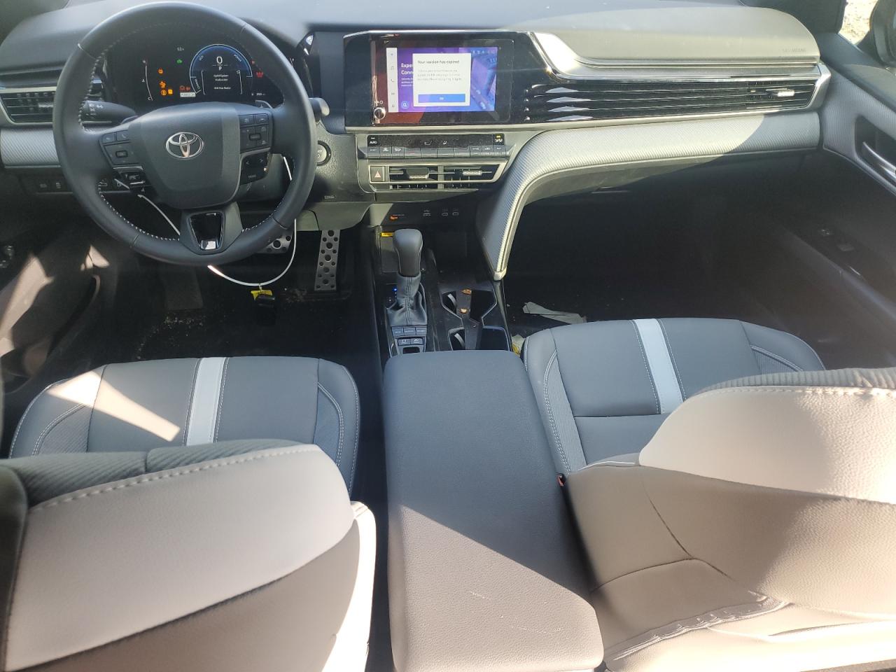 TOYOTA CAMRY XSE