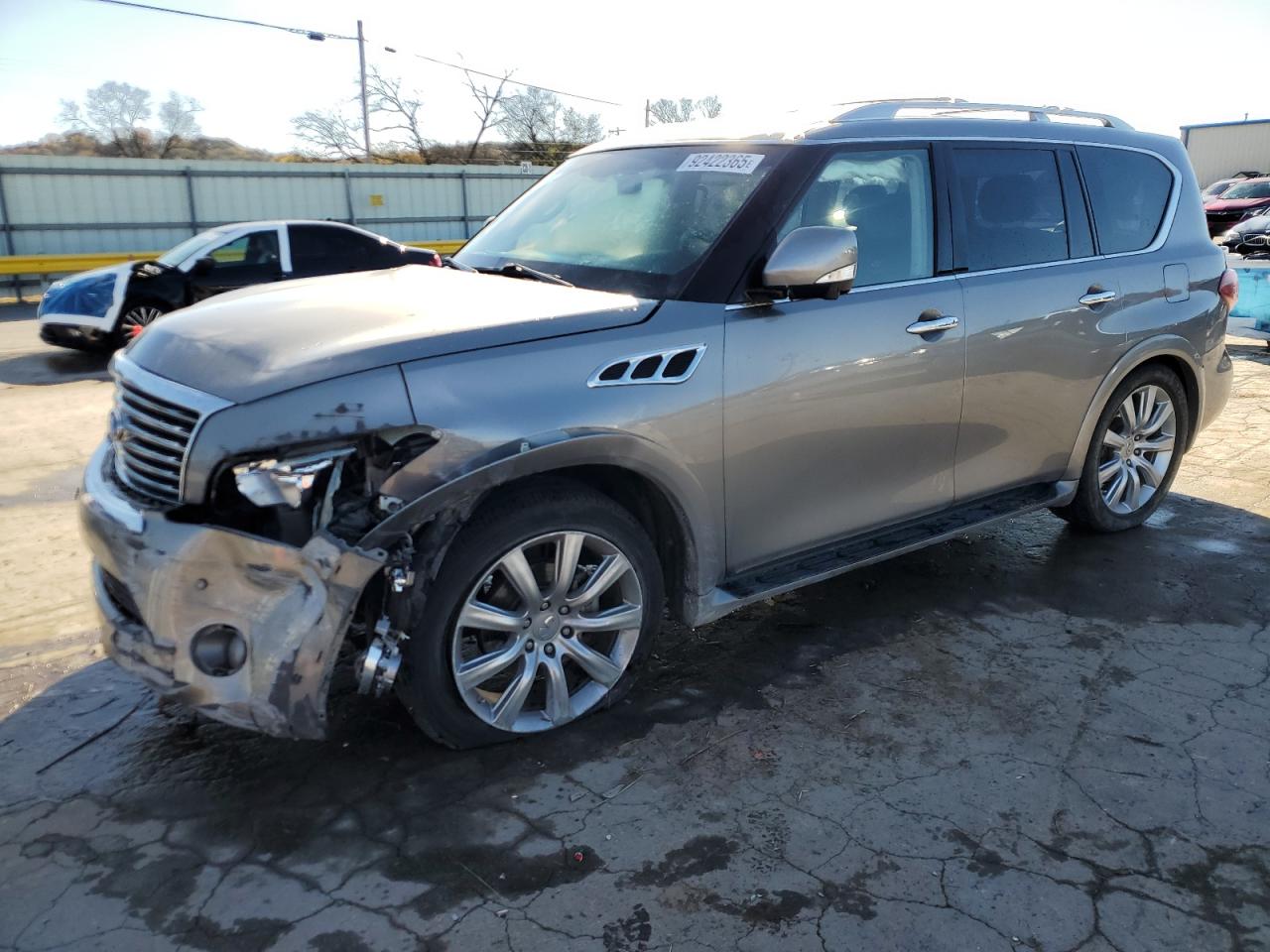 INFINITI QX56