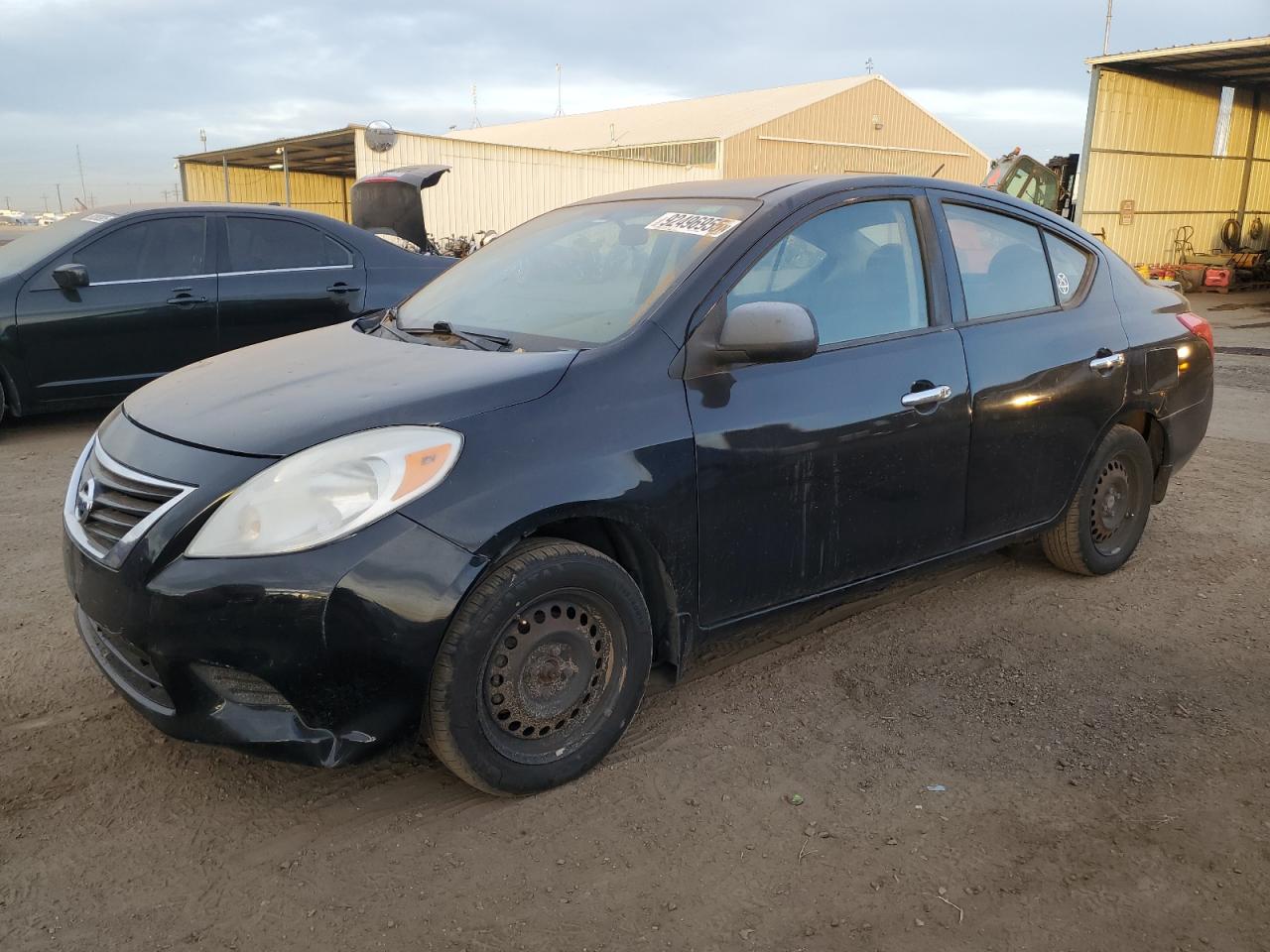 NISSAN VERSA S