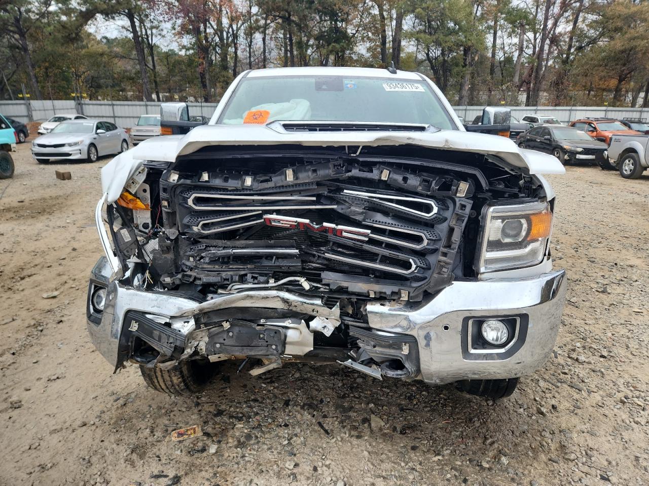 GMC SIERRA K2500 SLT