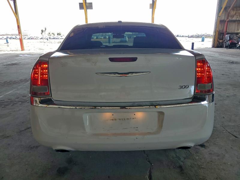 2013 CHRYSLER 300 #3305639757