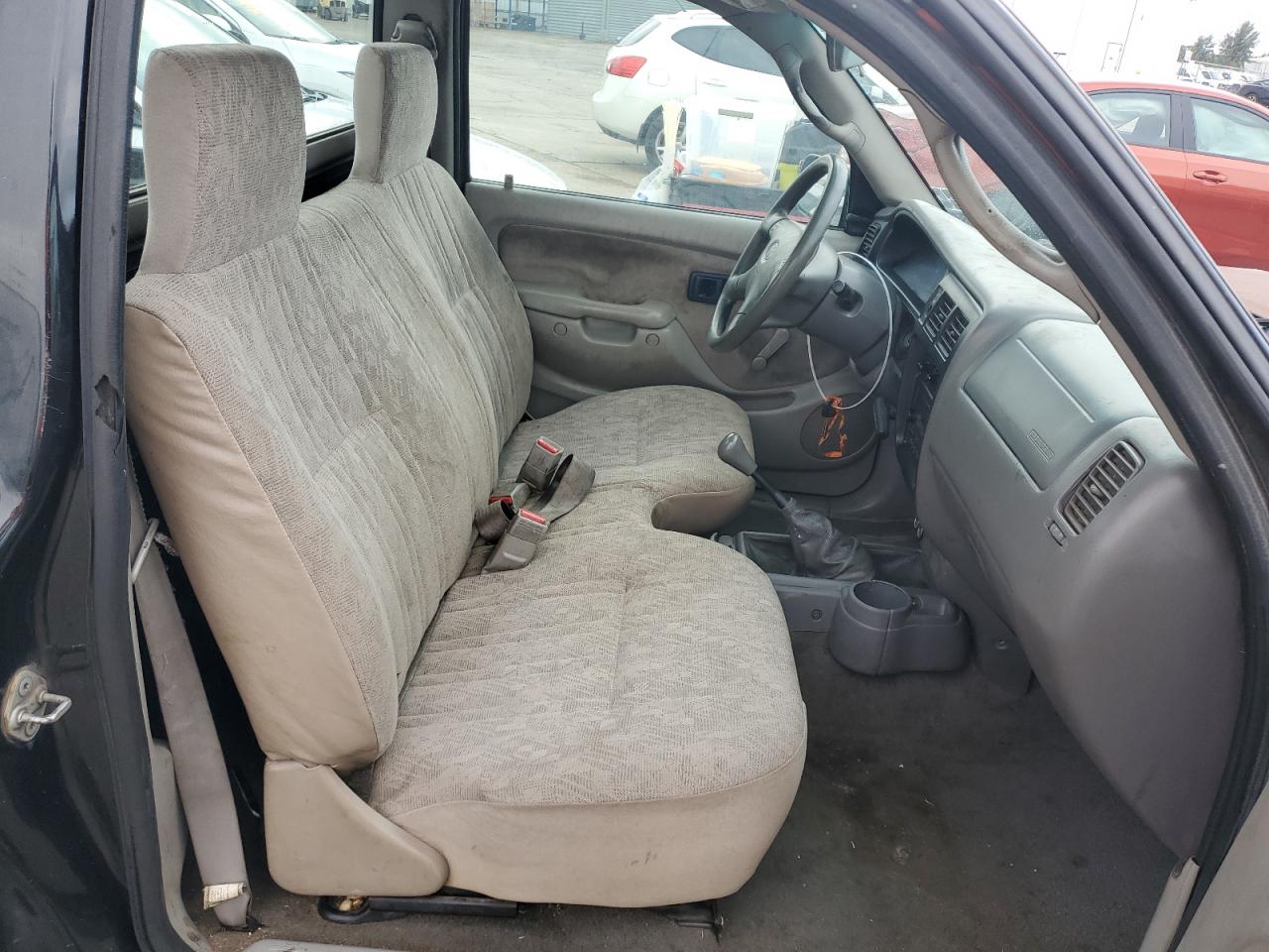 Lot #3318027373 2004 TOYOTA TACOMA