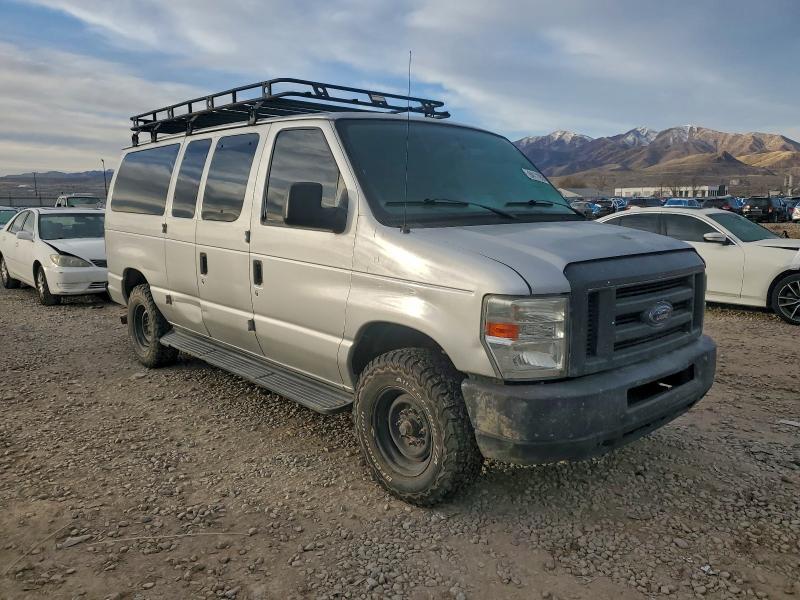 2011 FORD ECONOLINE #3298143258