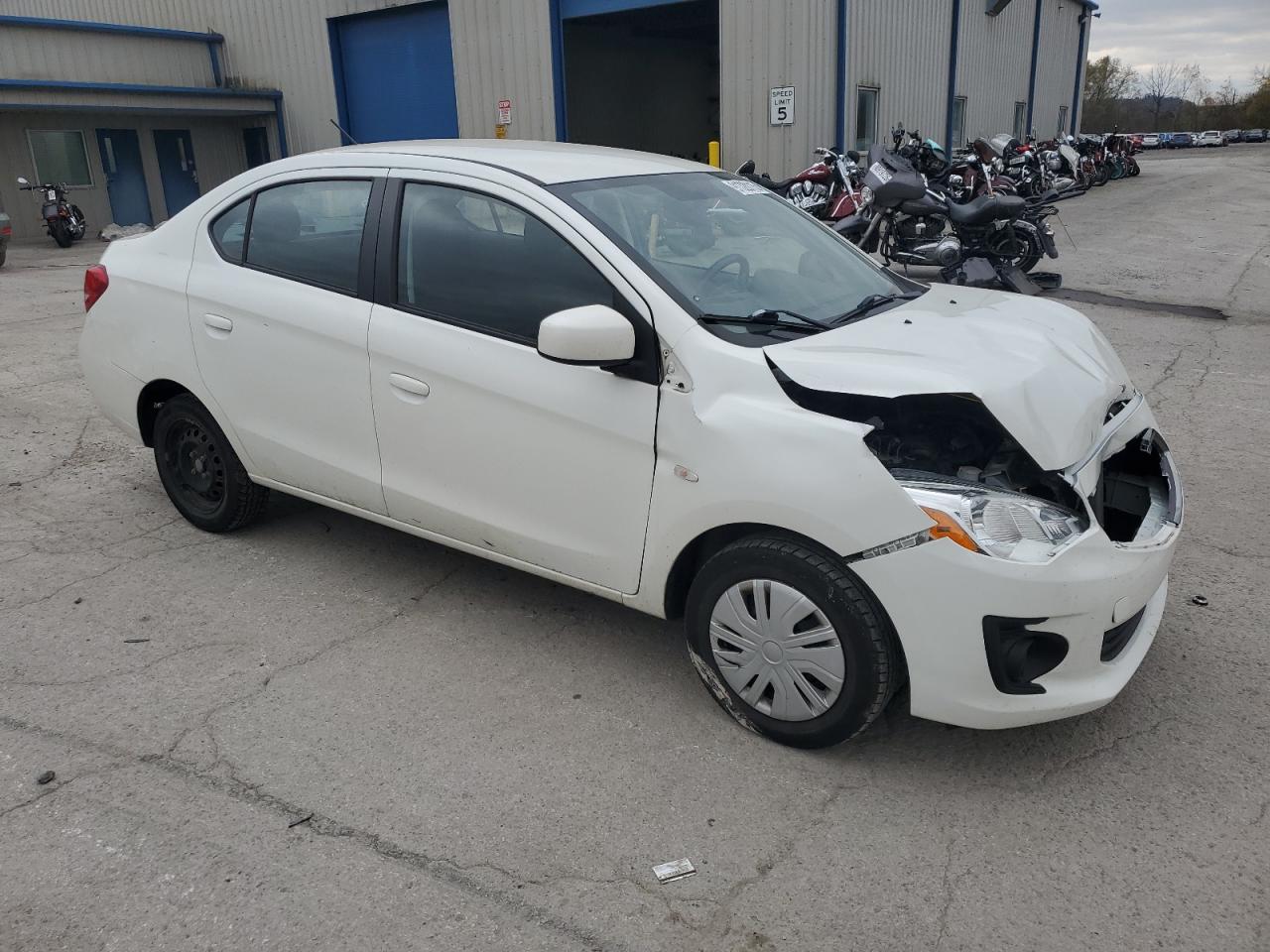 MITSUBISHI MIRAGE G4 ES