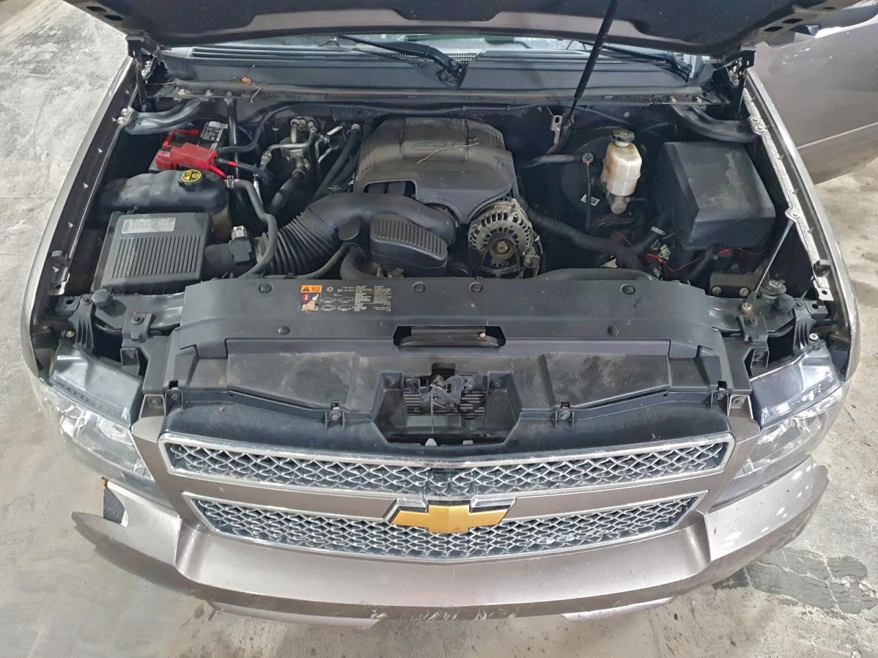 CHEVROLET TAHOE K1500 LS