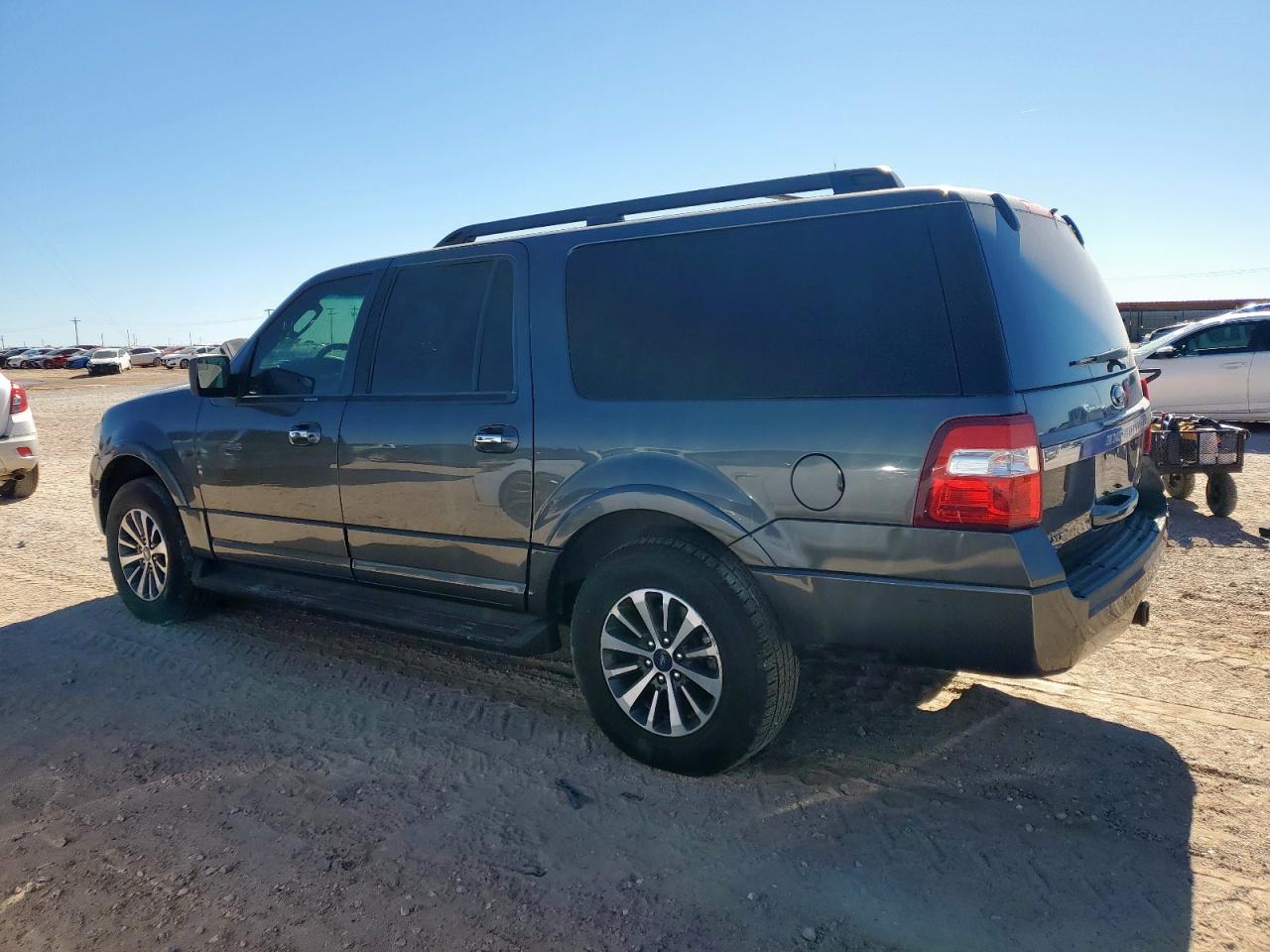 FORD EXPEDITION EL XLT