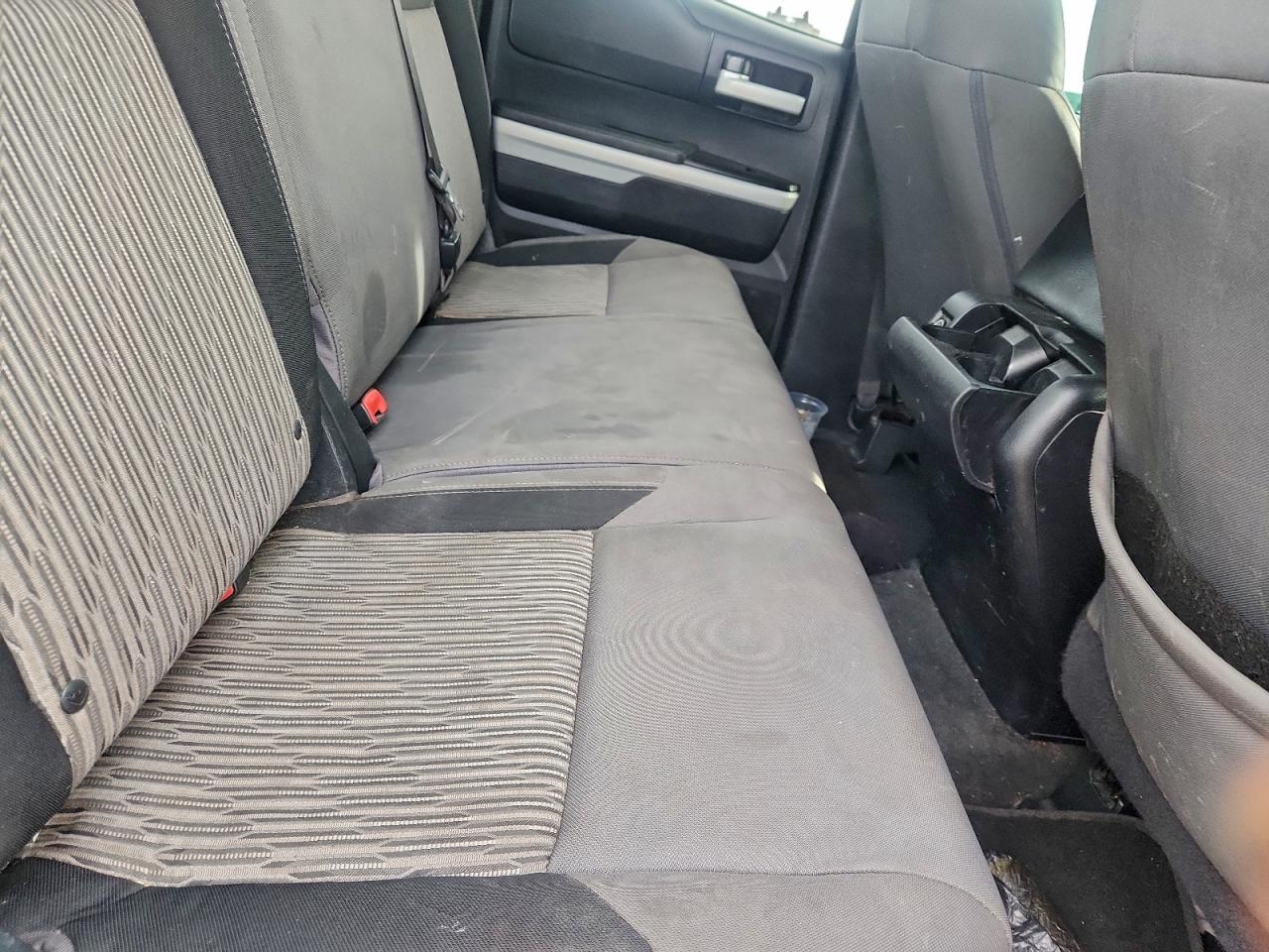 TOYOTA TUNDRA DOUBLE CAB SR