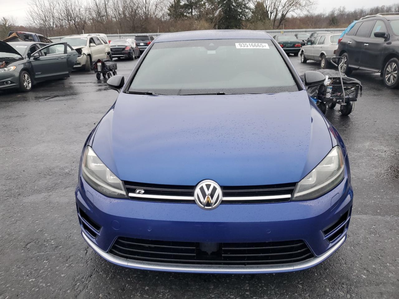 VOLKSWAGEN GOLF R