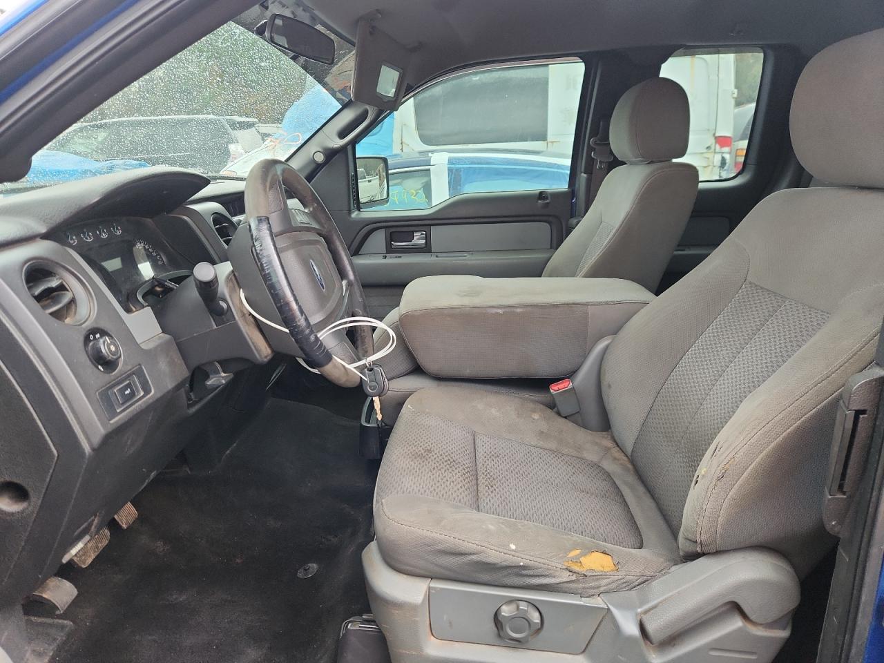 FORD F-150 SUPER CAB