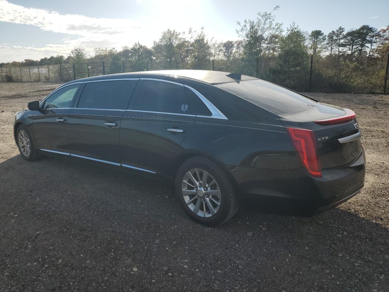 CADILLAC XTS LIMOUSINE