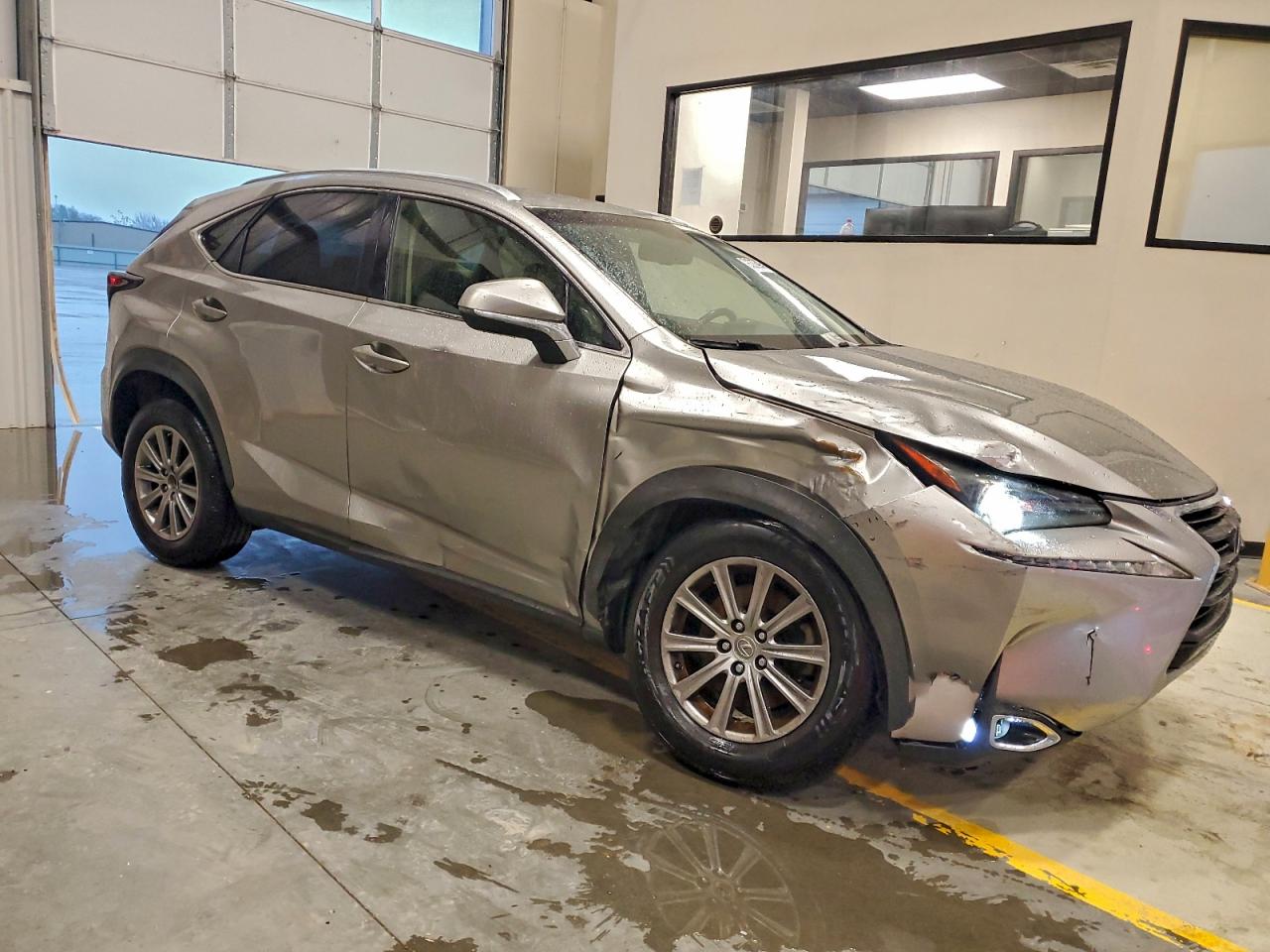 LEXUS NX 200T