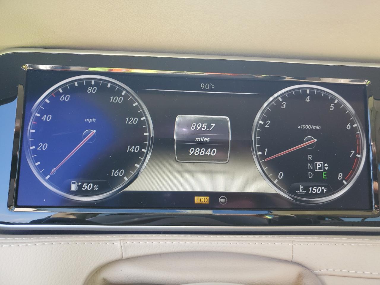 MERCEDES-BENZ S-CLASS 550