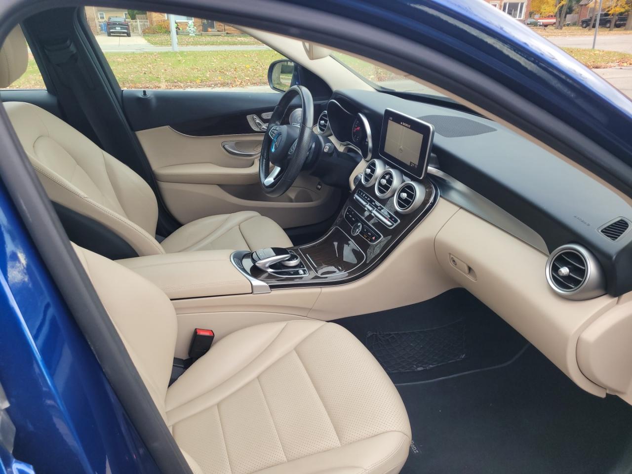 MERCEDES-BENZ C-CLASS 300 4MATIC