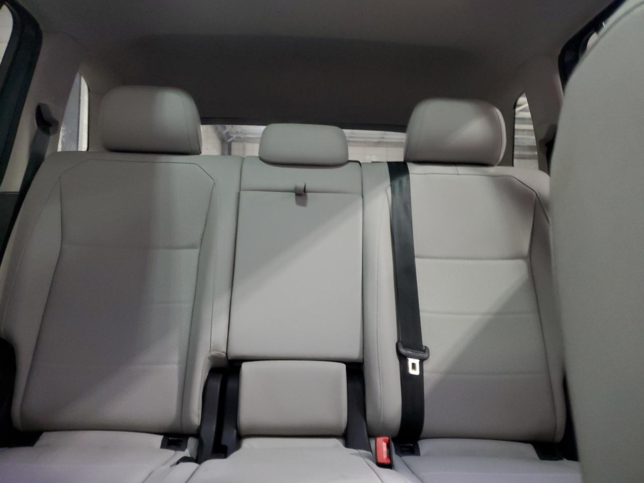 VOLKSWAGEN TIGUAN SE