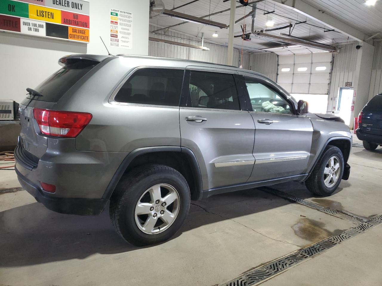 JEEP GRAND CHEROKEE LAREDO